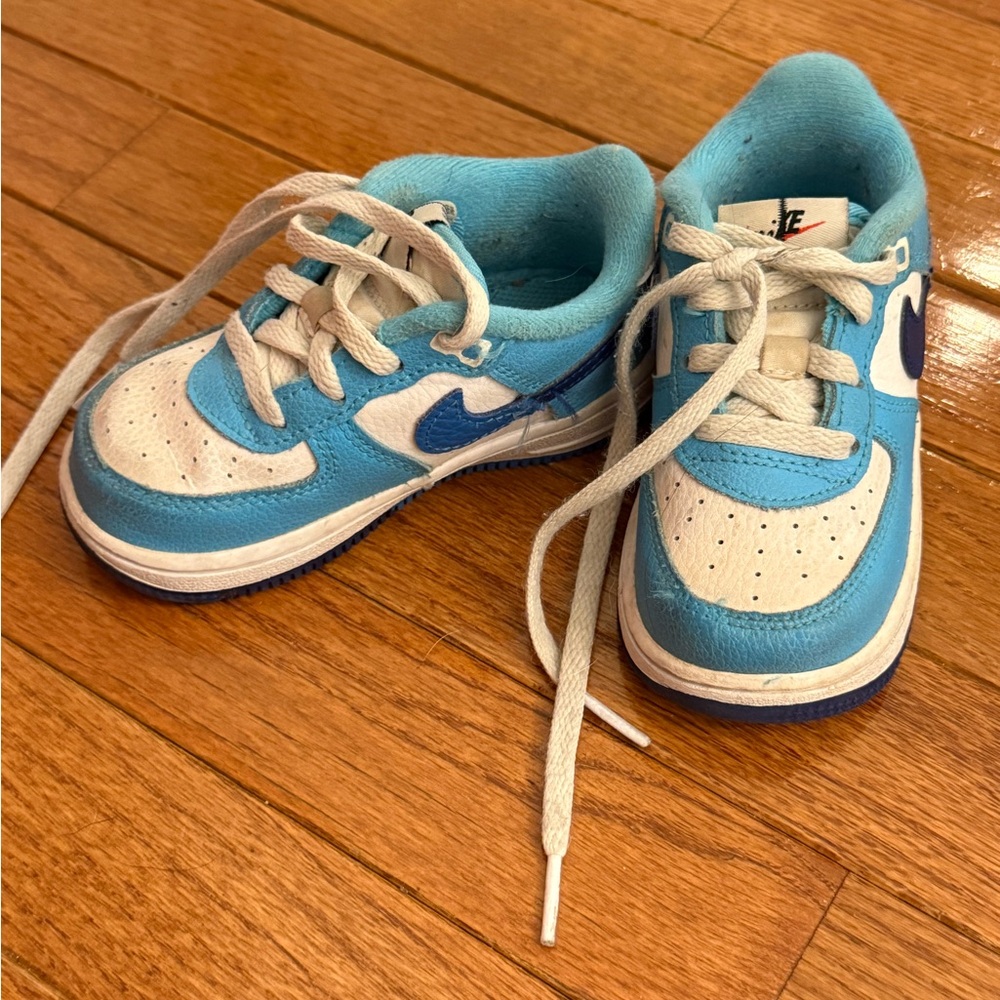 Nike Kids Blue and White Sneakers